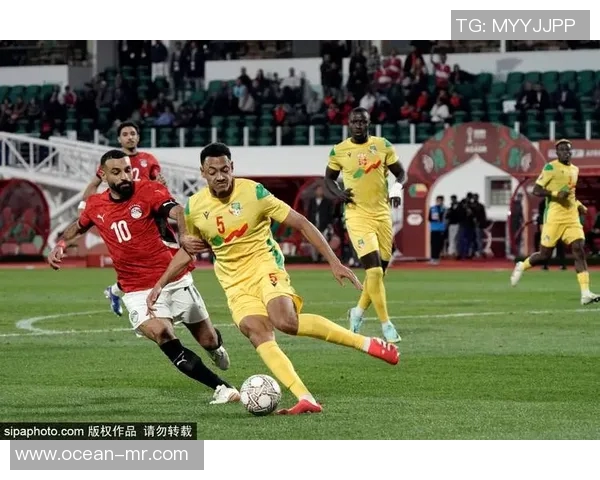 哈茨与罗斯郡精彩对决比分揭晓赛季走势分析与战术解析